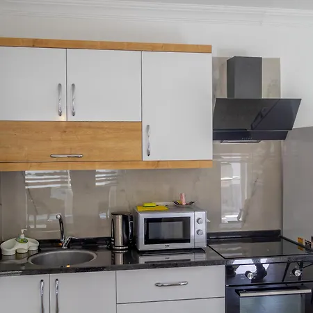 Gueden-pearl Aparthotel 5*