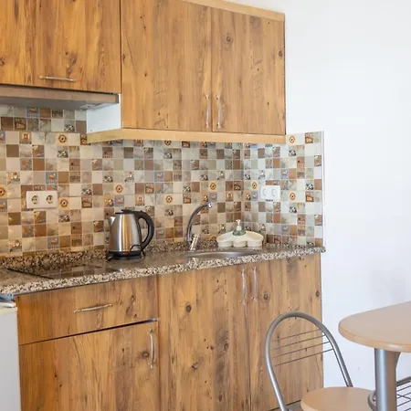 Gueden-pearl Aparthotel 5*