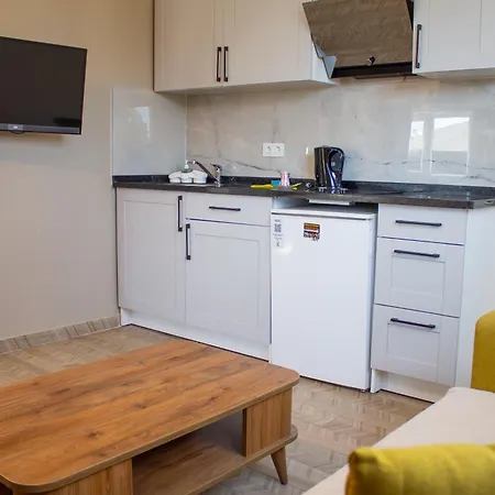 Gueden-pearl Aparthotel 5*